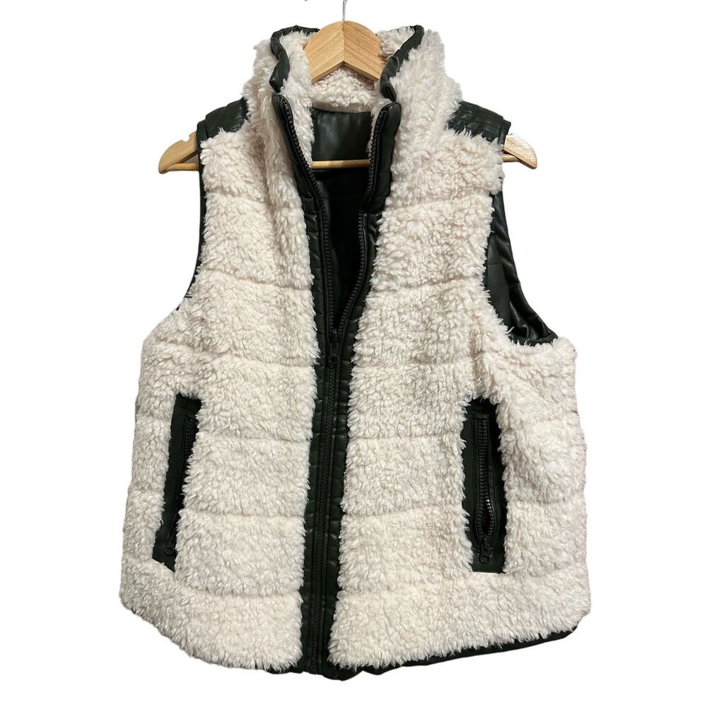Tuckernuck leather and shearling beckham reversible vest green size Large